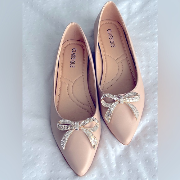 Classique Shoes - Classique Rhinestone Bow Women’s Flat Heel Shoes, Taupe All Man-Made Synthetic.
